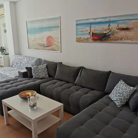 Silver A 27 Apartman *