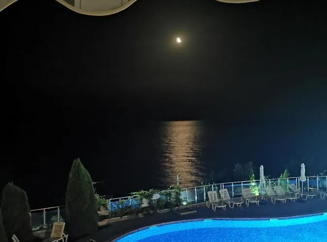 Апартаменты Silver A 27 *