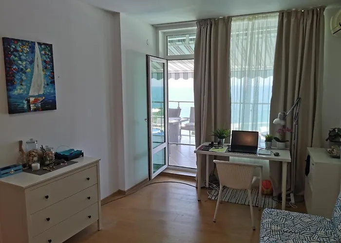 Silver A 27 Бяла